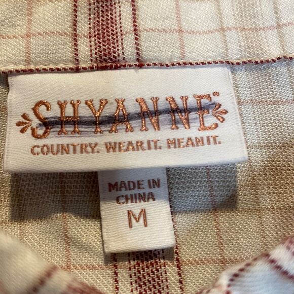 Shyanne Women’s Button Down Shirt - Picture 3 of 3